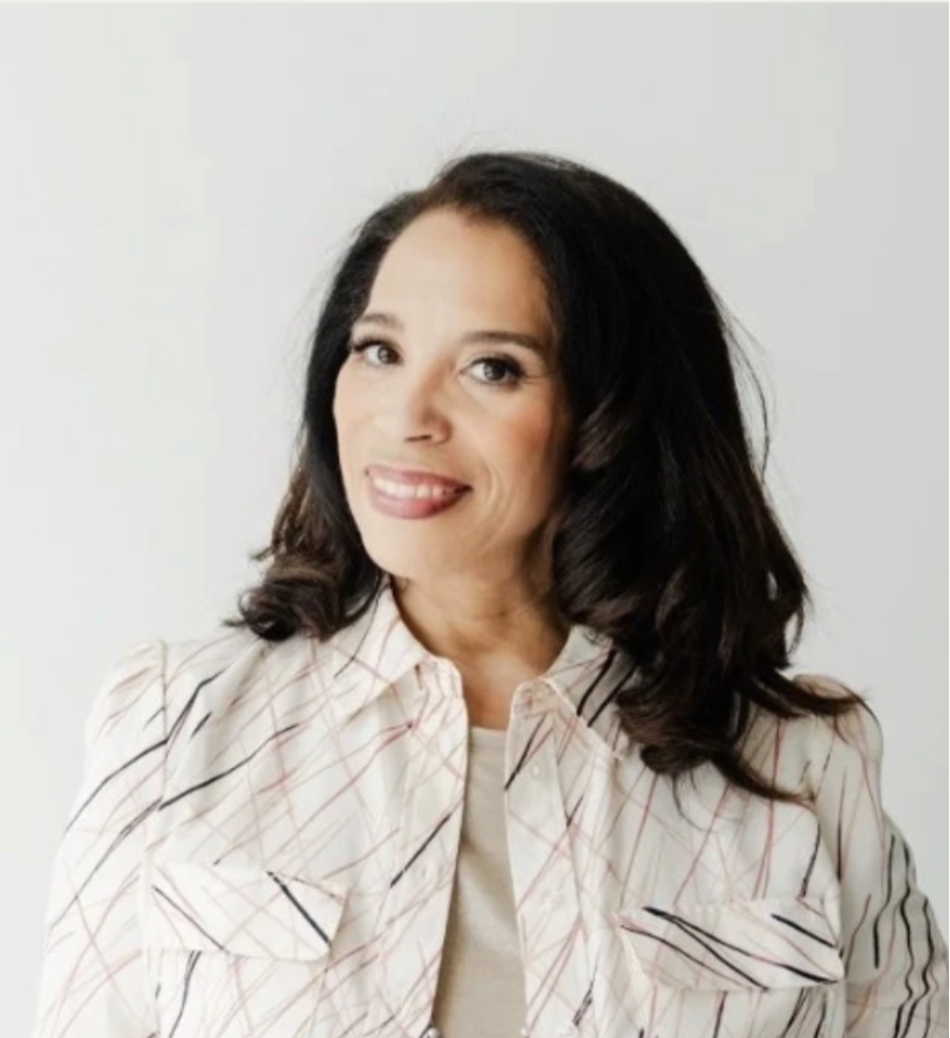 Dr. Angélica Pérez-Litwin